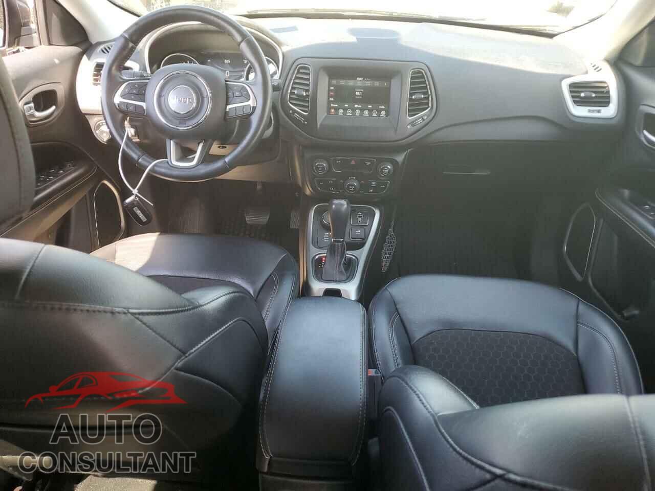 JEEP COMPASS 2021 - 3C4NJDBB1MT565472
