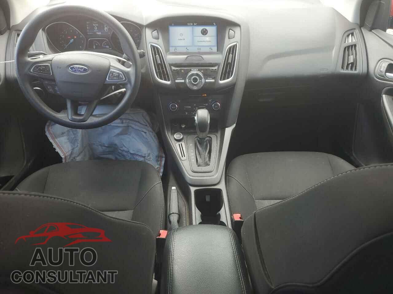 FORD FOCUS 2017 - 1FADP3M2XHL249660