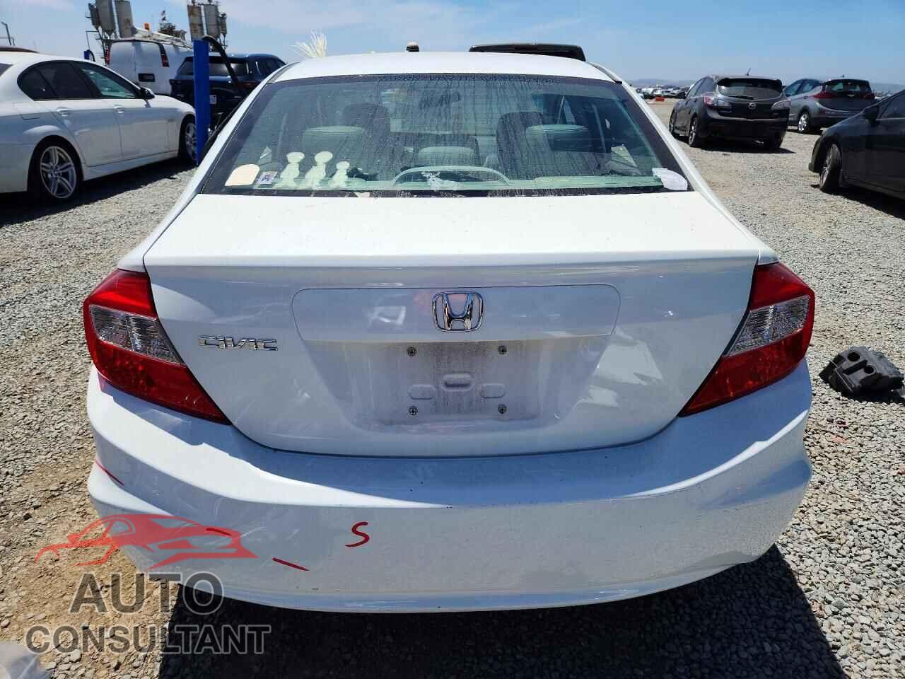 HONDA CIVIC 2012 - 2HGFB2F83CH548489