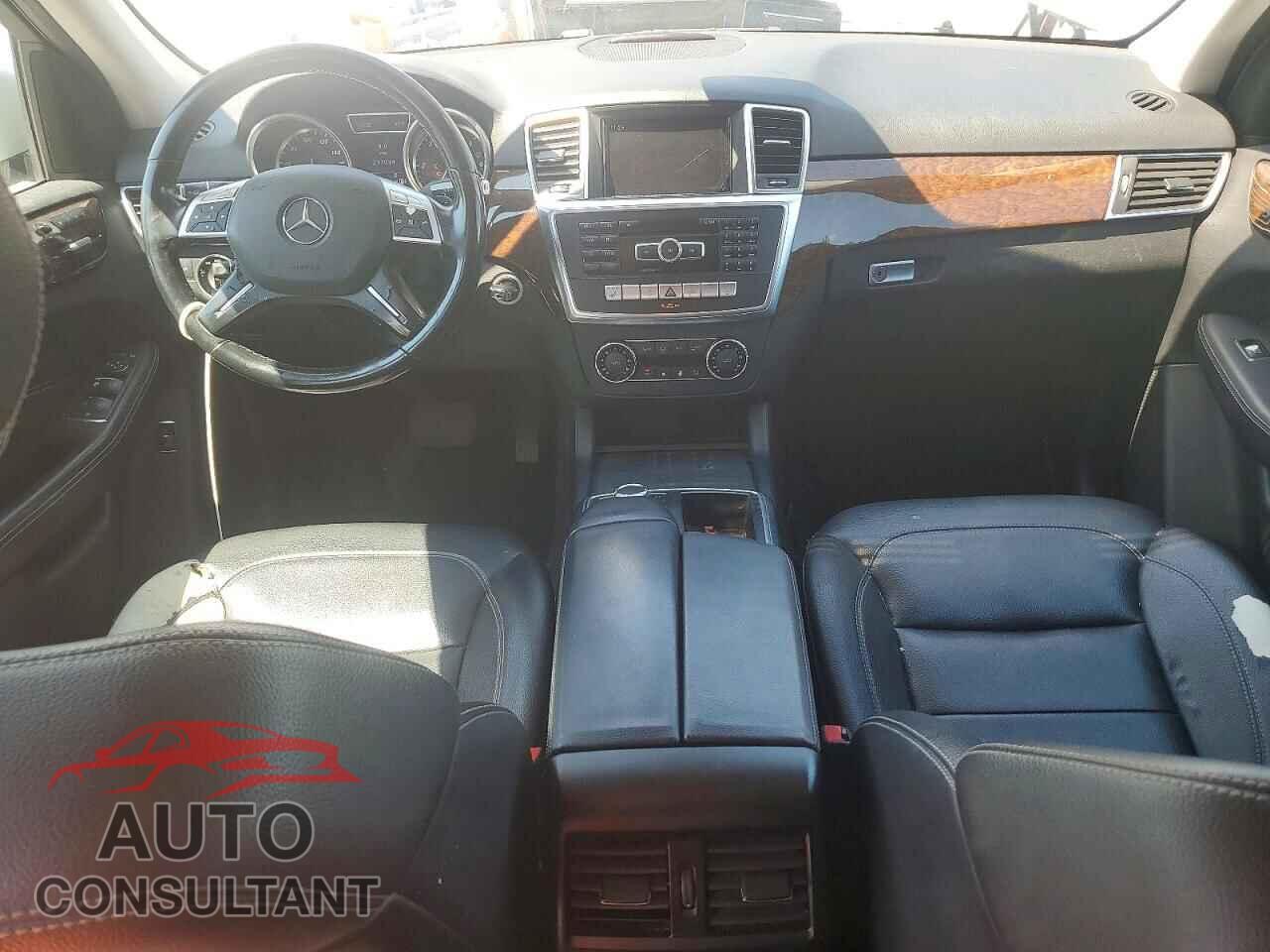 MERCEDES-BENZ M-CLASS 2012 - 4JGDA2EB4CA031315