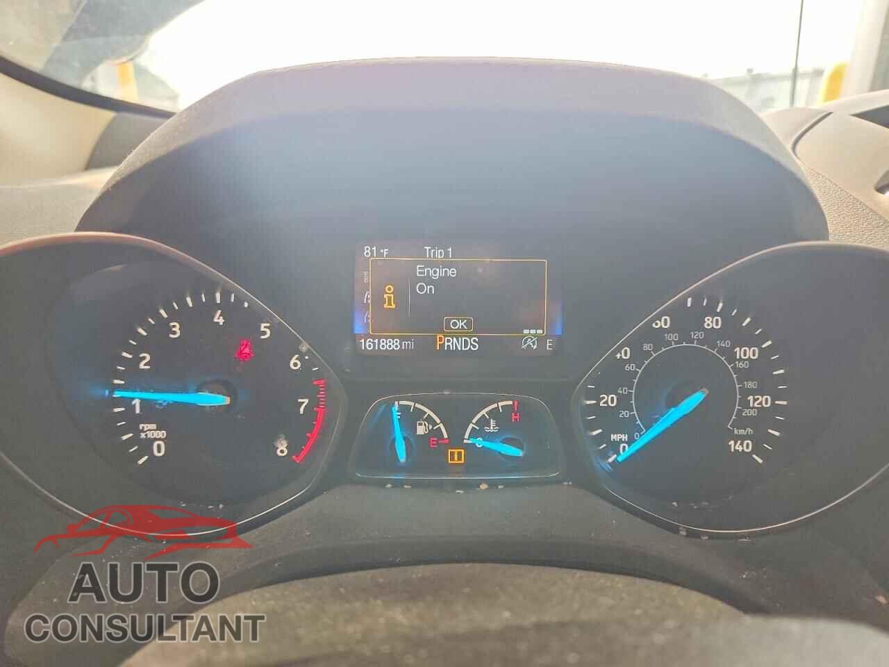 FORD ESCAPE 2017 - 1FMCU9G94HUD37068