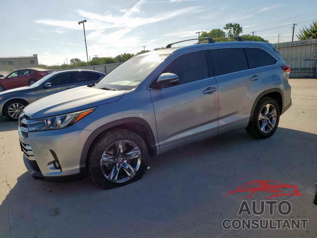TOYOTA HIGHLANDER 2017 - 5TDYZRFH8HS230453