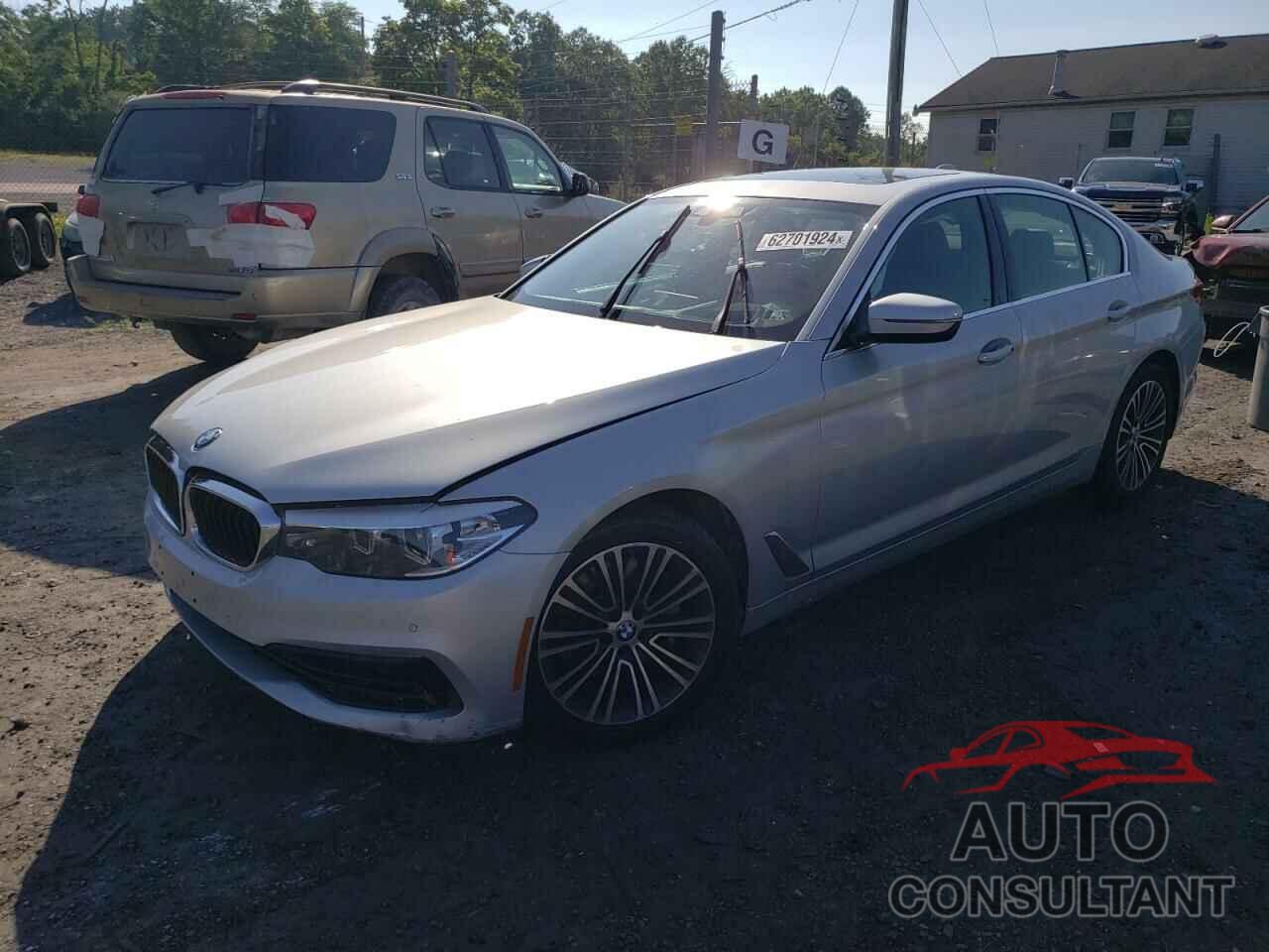 BMW 5 SERIES 2019 - WBAJA7C50KG911387