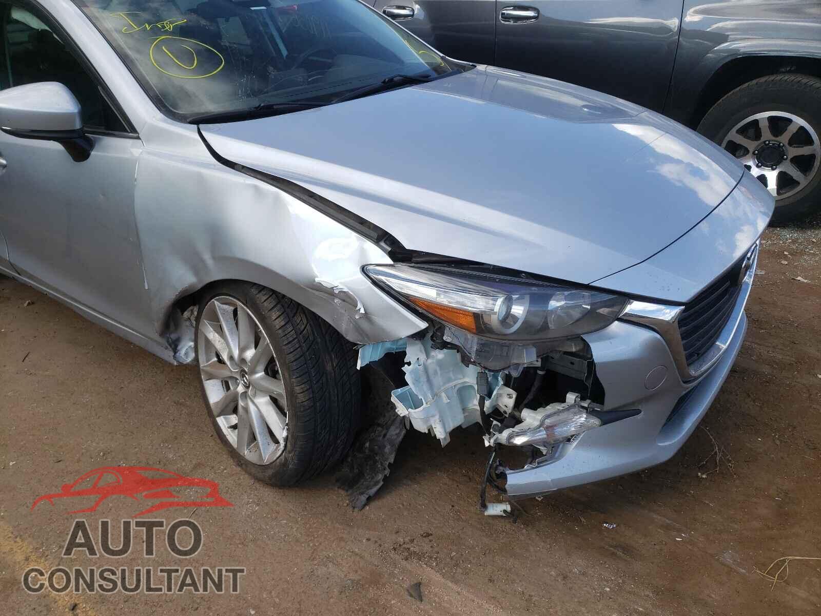 MAZDA 3 2017 - 3MZBN1V77HM109132