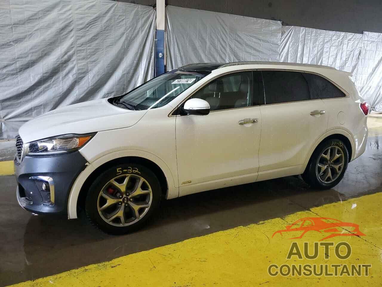 KIA SORENTO 2019 - 5XYPKDA55KG525496