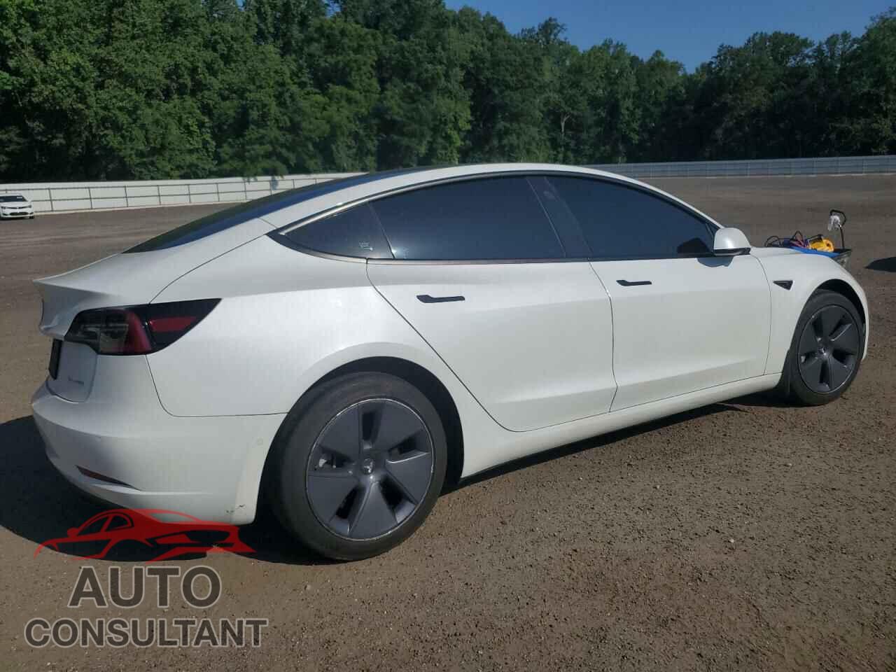 TESLA MODEL 3 2022 - 5YJ3E1EB4NF170837