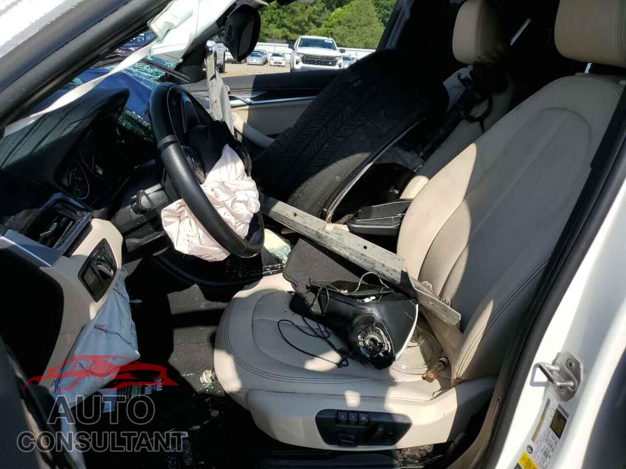BMW X1 2017 - WBXHT3C31H5F78033