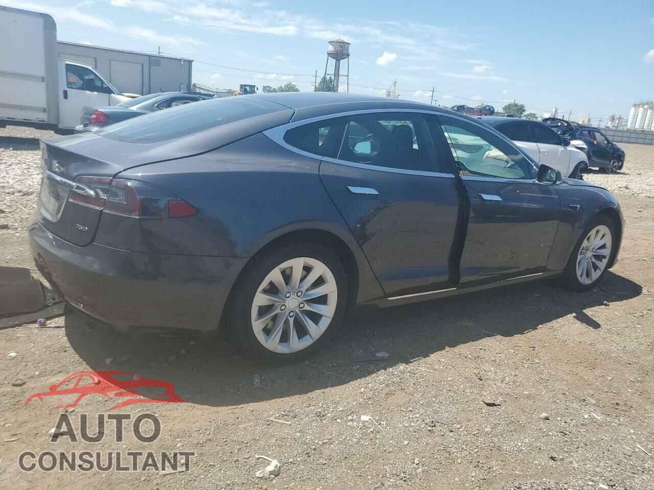 TESLA MODEL S 2018 - 5YJSA1E25JF273444