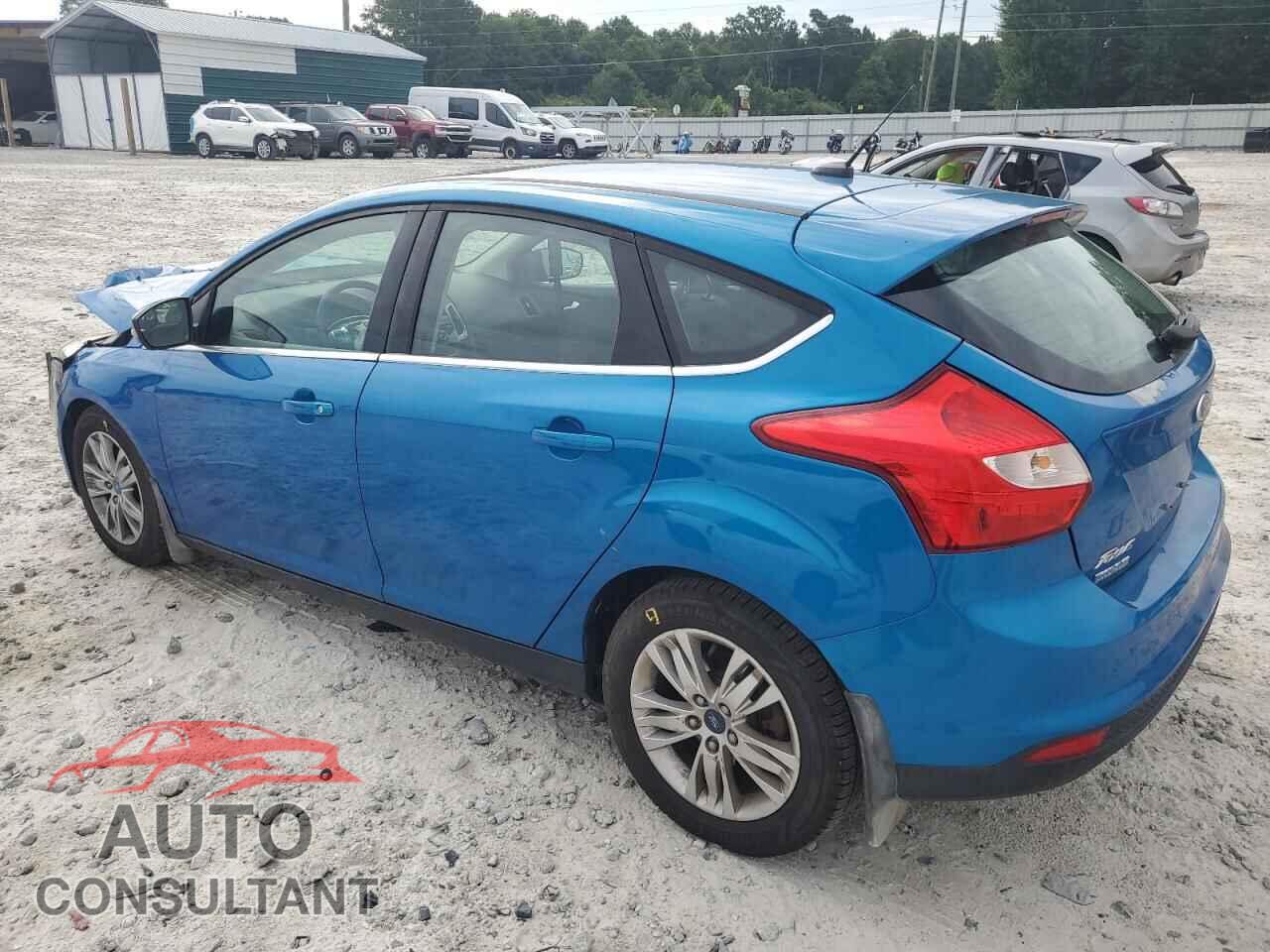 FORD FOCUS 2012 - 1FAHP3M22CL195202