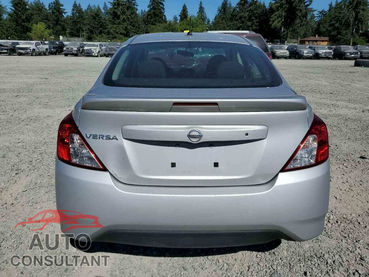 NISSAN VERSA 2017 - 3N1CN7AP3HL804829