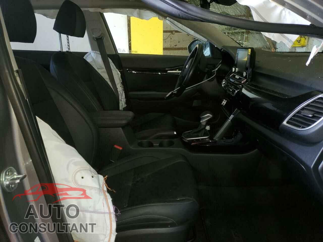 KIA SELTOS 2021 - KNDERCAA2M7118908