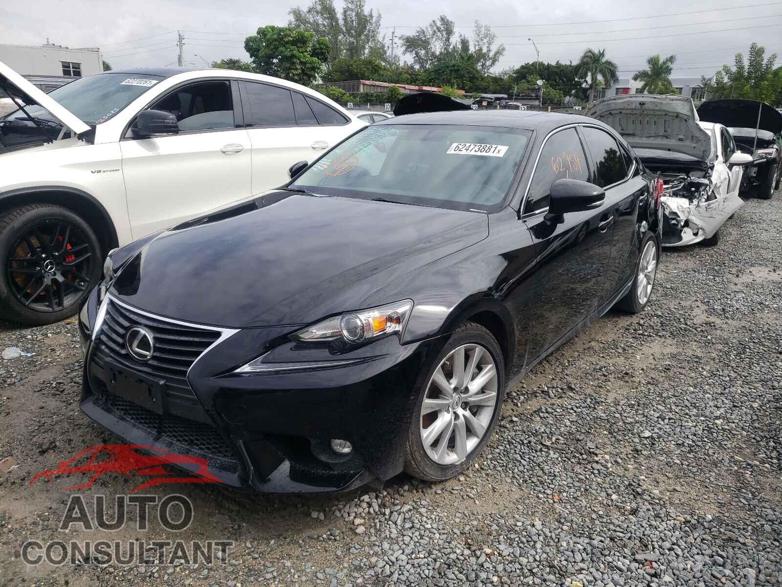 LEXUS IS 2016 - JTHBA1D25G5012583