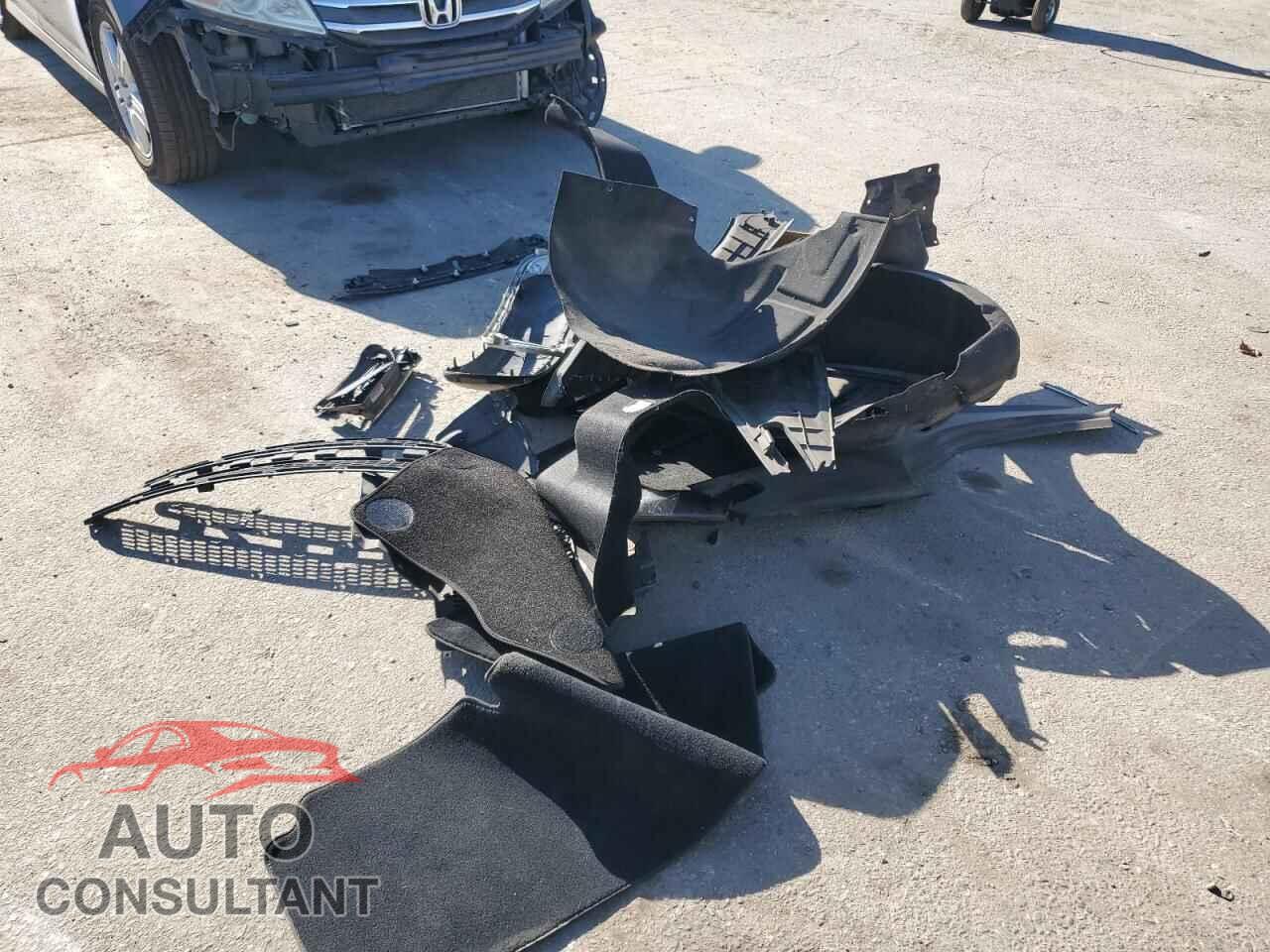 TESLA MODEL S 2013 - 5YJSA1DP3DFP14053