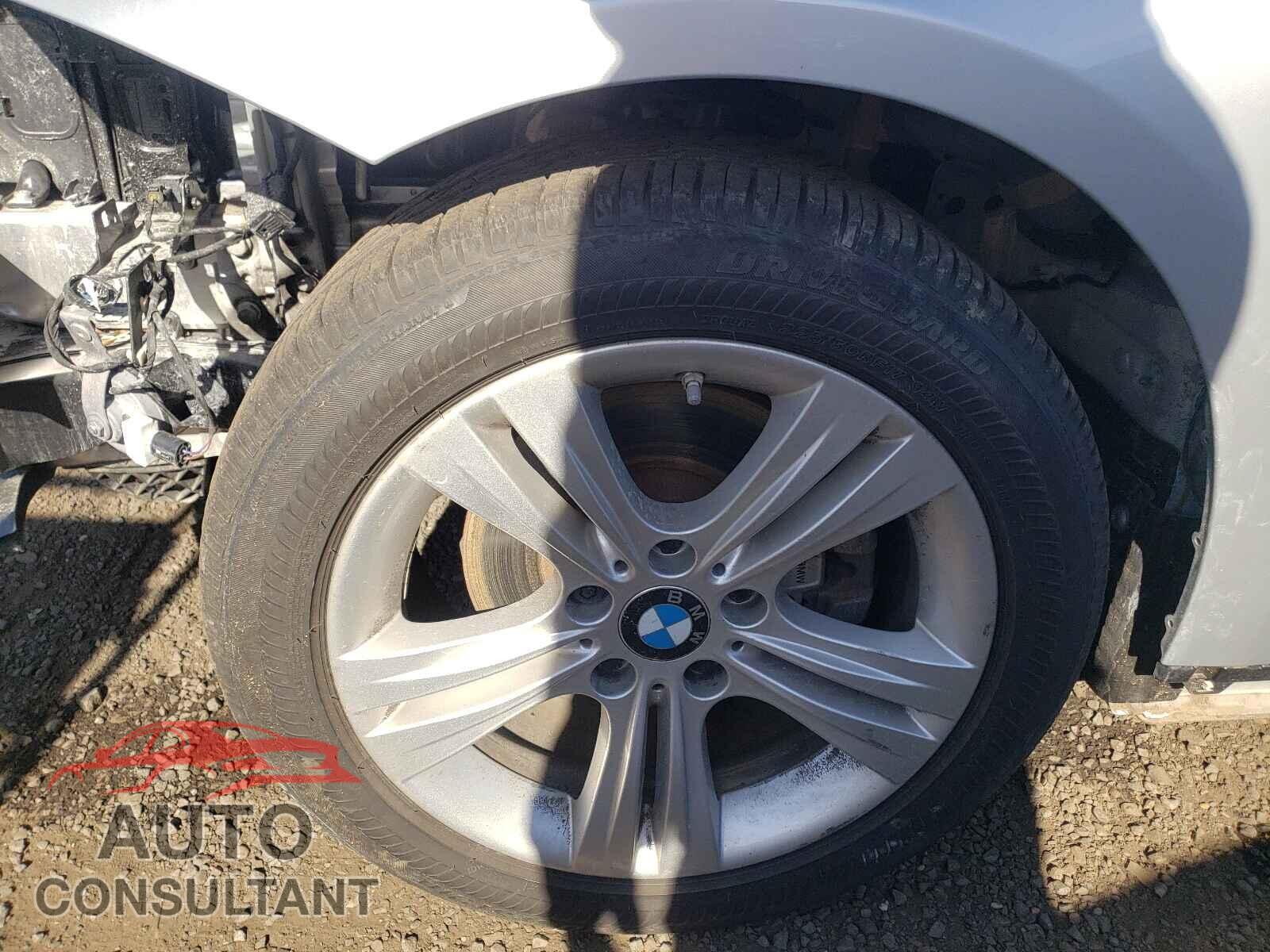 BMW 3 SERIES 2016 - WBA8E3G54GNU05716