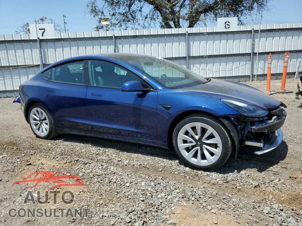 TESLA MODEL 3 2021 - 5YJ3E1EA8MF070696