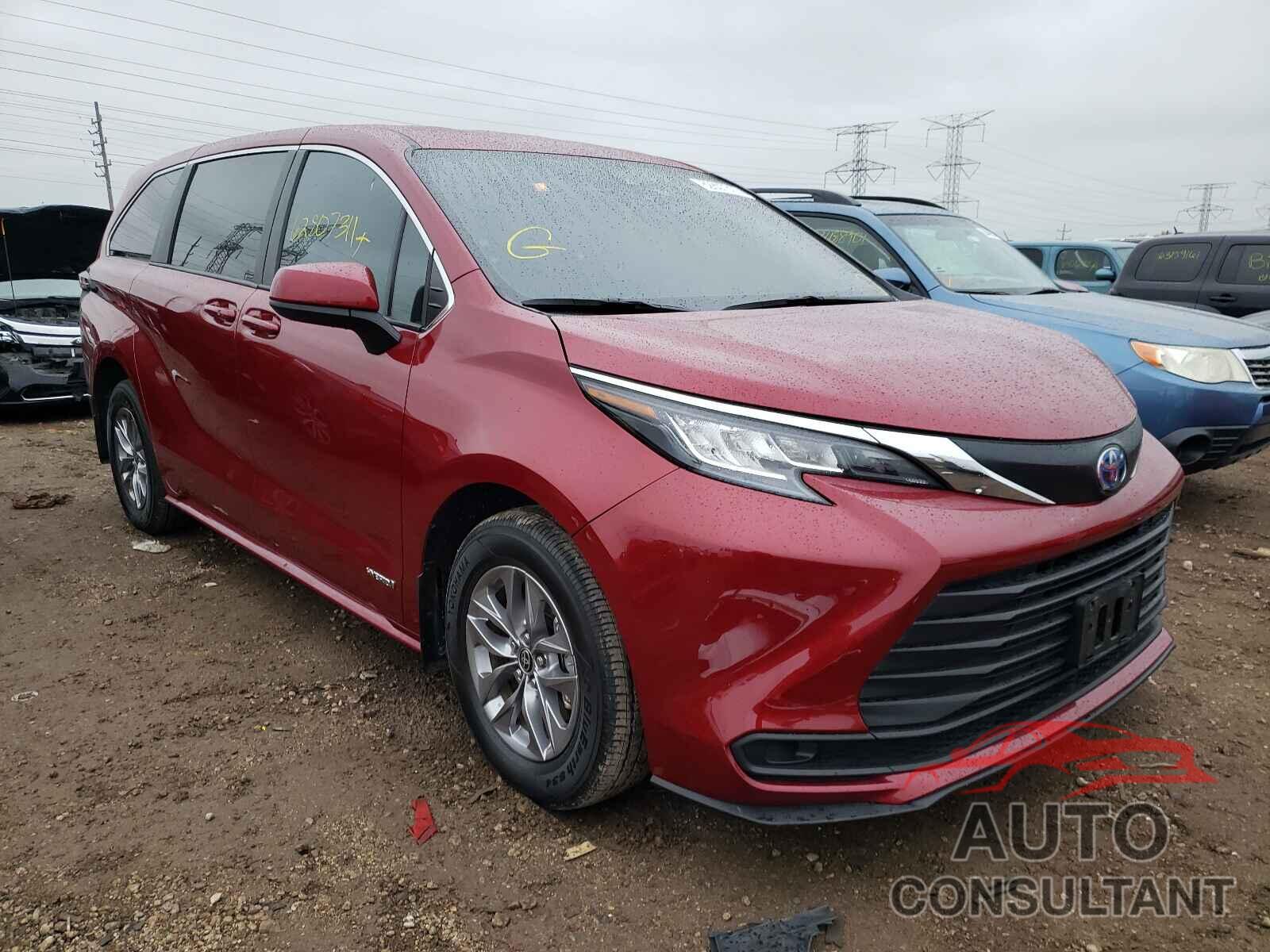 TOYOTA SIENNA 2021 - 5TDKRKEC0MS025433