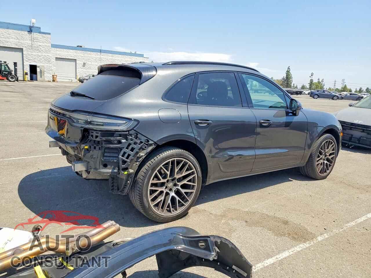 PORSCHE MACAN 2021 - WP1AB2A51MLB30084