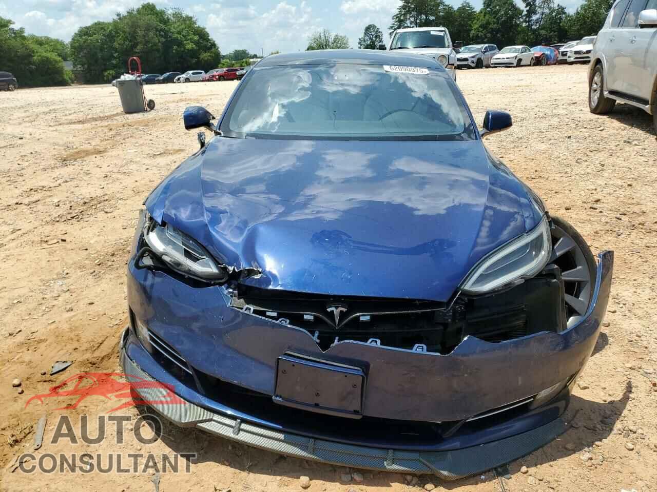 TESLA MODEL S 2021 - 5YJSA1E22MF424423