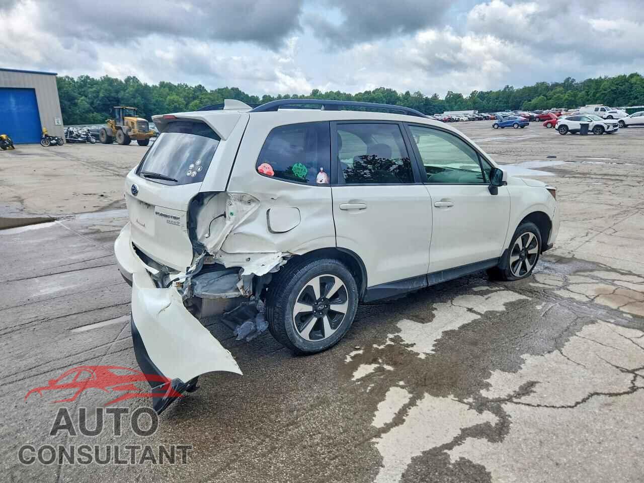 SUBARU FORESTER 2017 - JF2SJAEC8HH402409