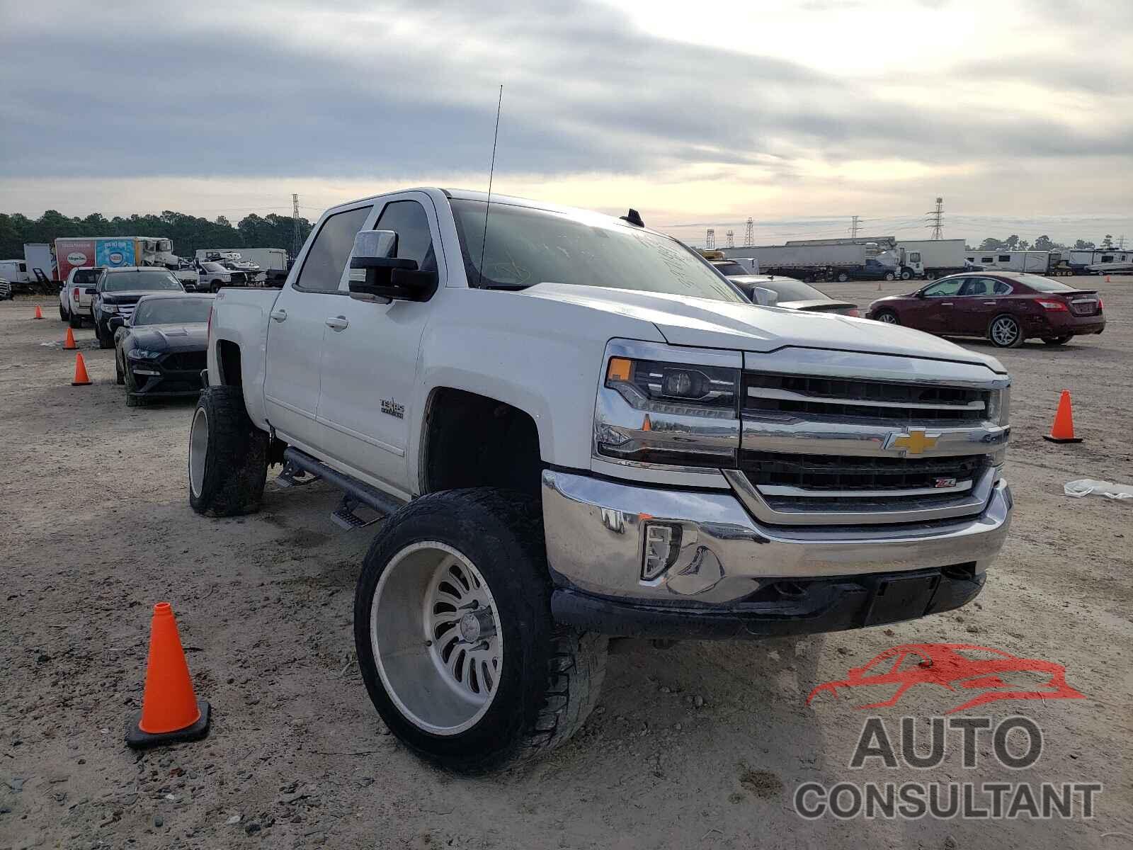 CHEVROLET SILVERADO 2016 - 3GCUKREC3GG262135