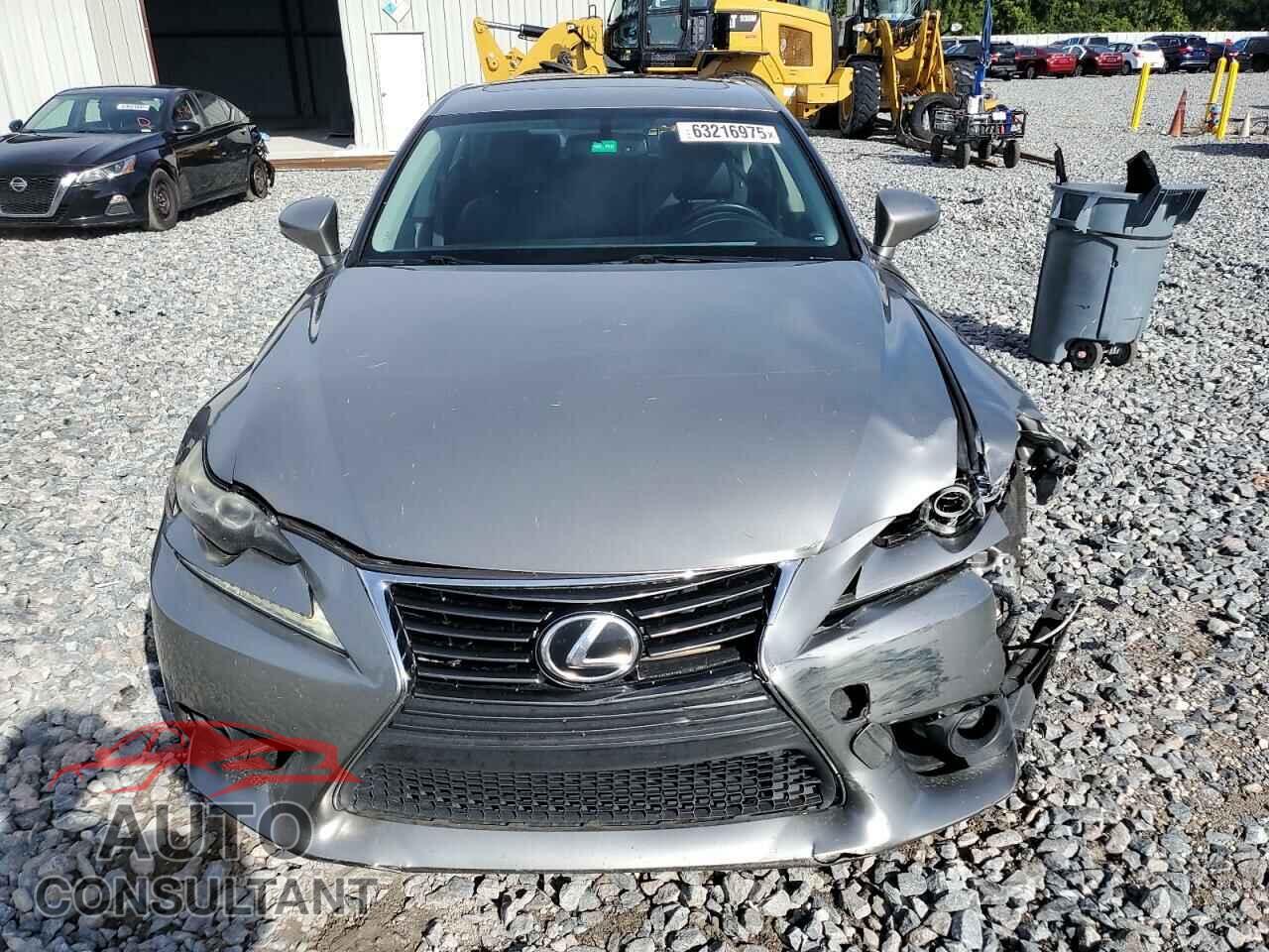 LEXUS IS 2014 - JTHBE1D29E5001510