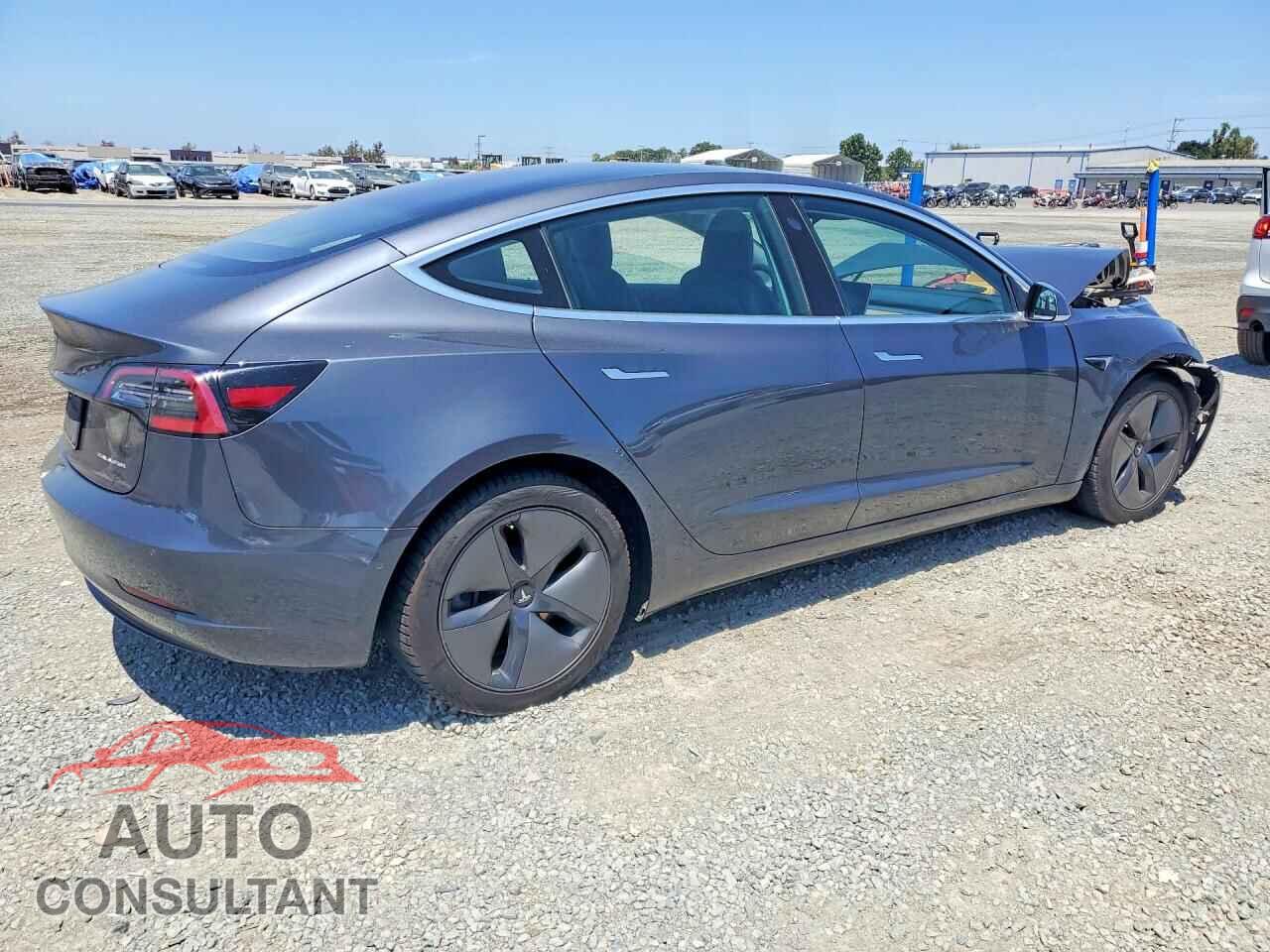 TESLA MODEL 3 2018 - 5YJ3E1EB6JF144637