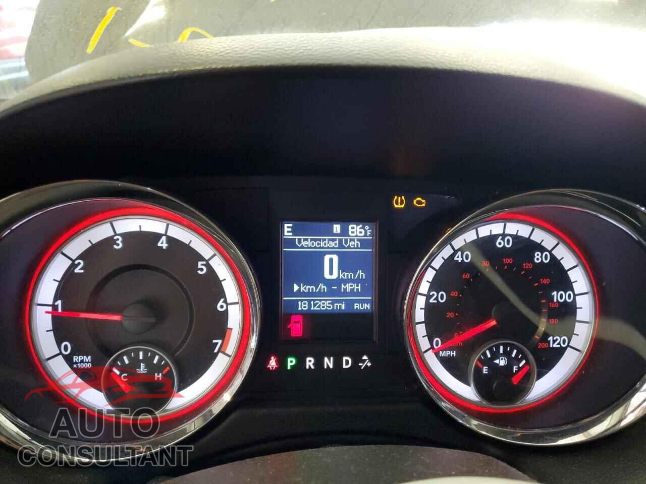 DODGE CARAVAN 2011 - 2D4RN5DG0BR765010