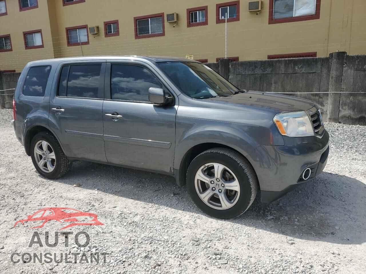 HONDA PILOT 2013 - 5FNYF3H4XDB006034