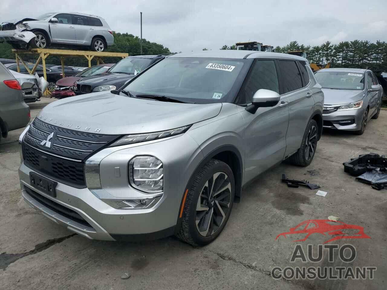 MITSUBISHI OUTLANDER 2023 - JA4J4UA83PZ011059