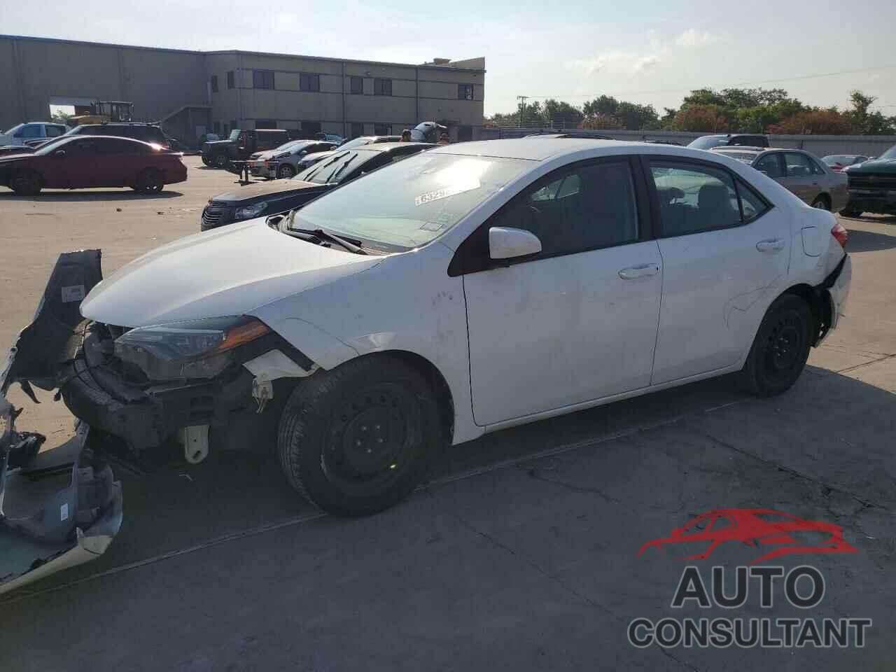 TOYOTA COROLLA 2018 - 5YFBURHE7JP763187