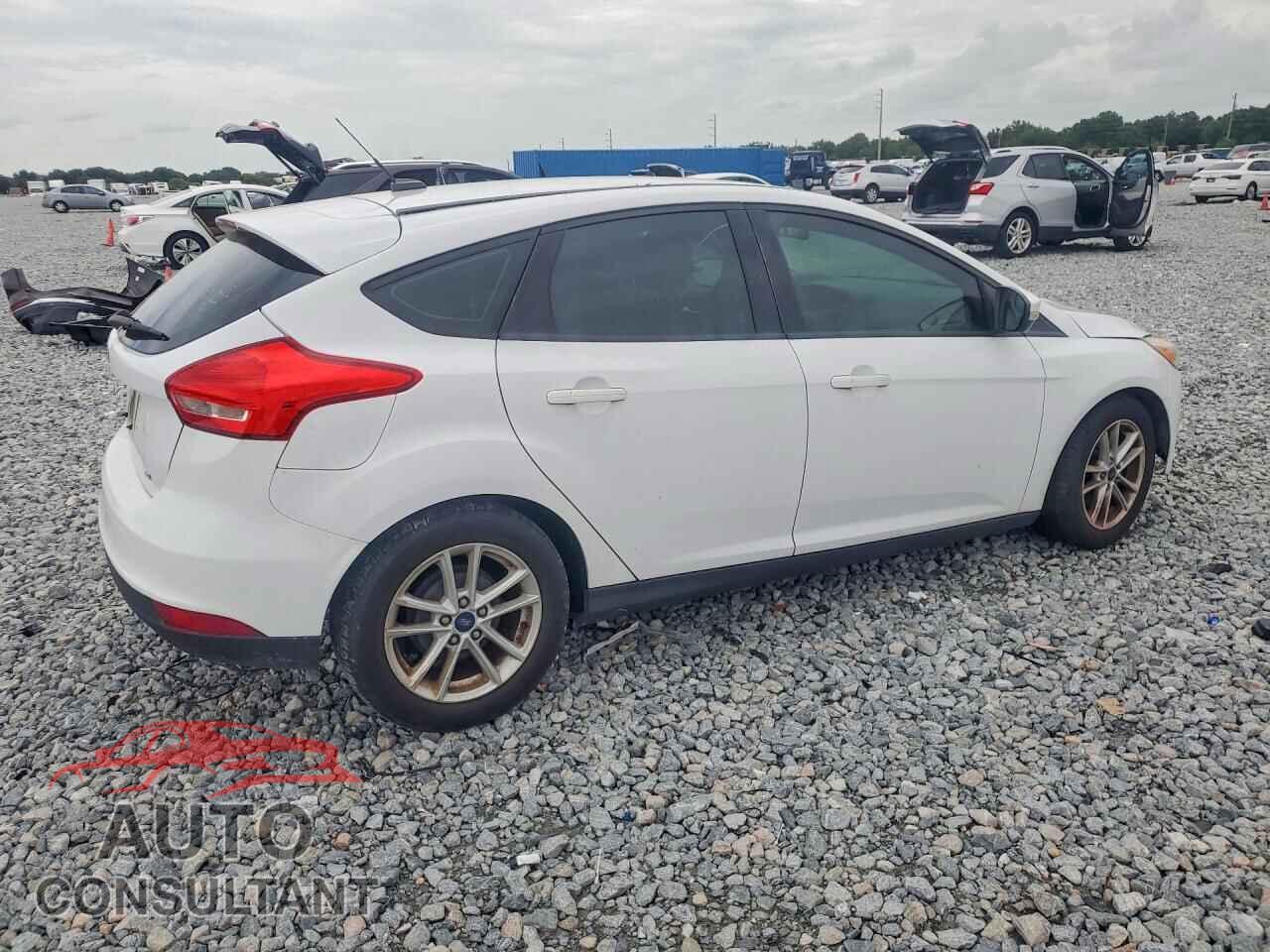FORD FOCUS 2017 - 1FADP3K29HL337926