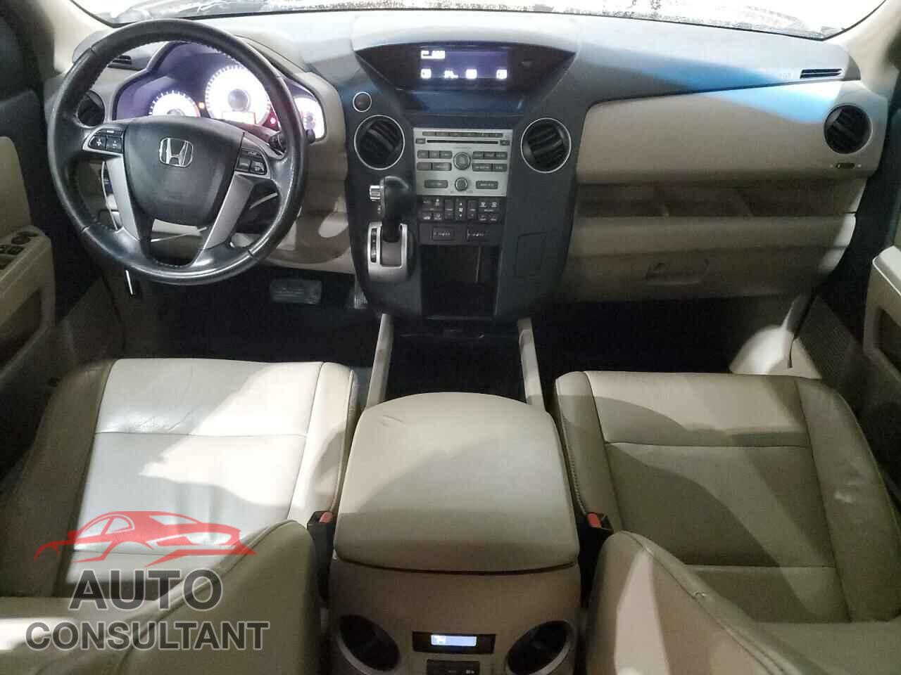 HONDA PILOT 2011 - 5FNYF3H54BB011218