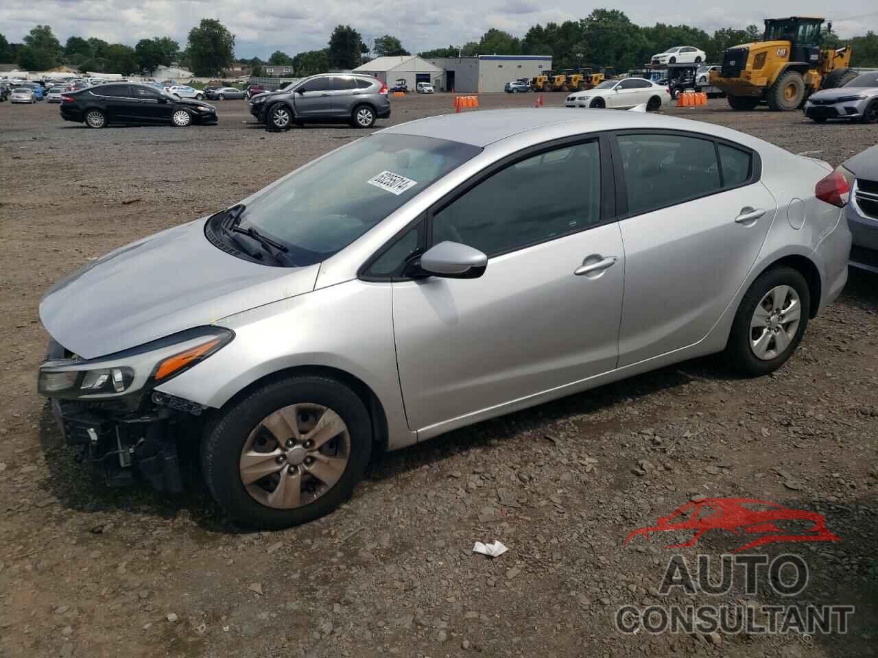 KIA FORTE 2018 - 3KPFK4A72JE230459