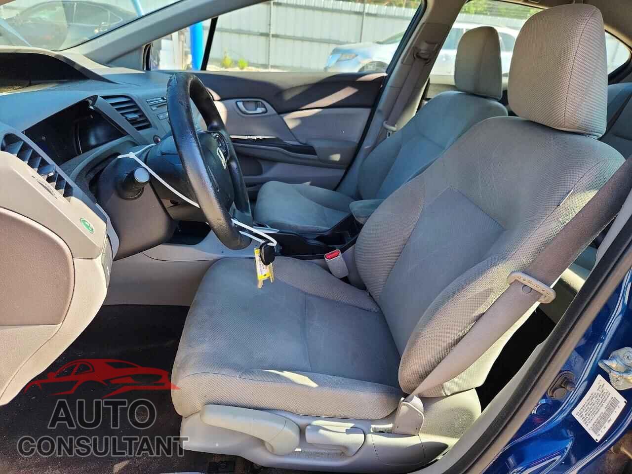 HONDA CIVIC 2012 - 2HGFB2F50CH537116