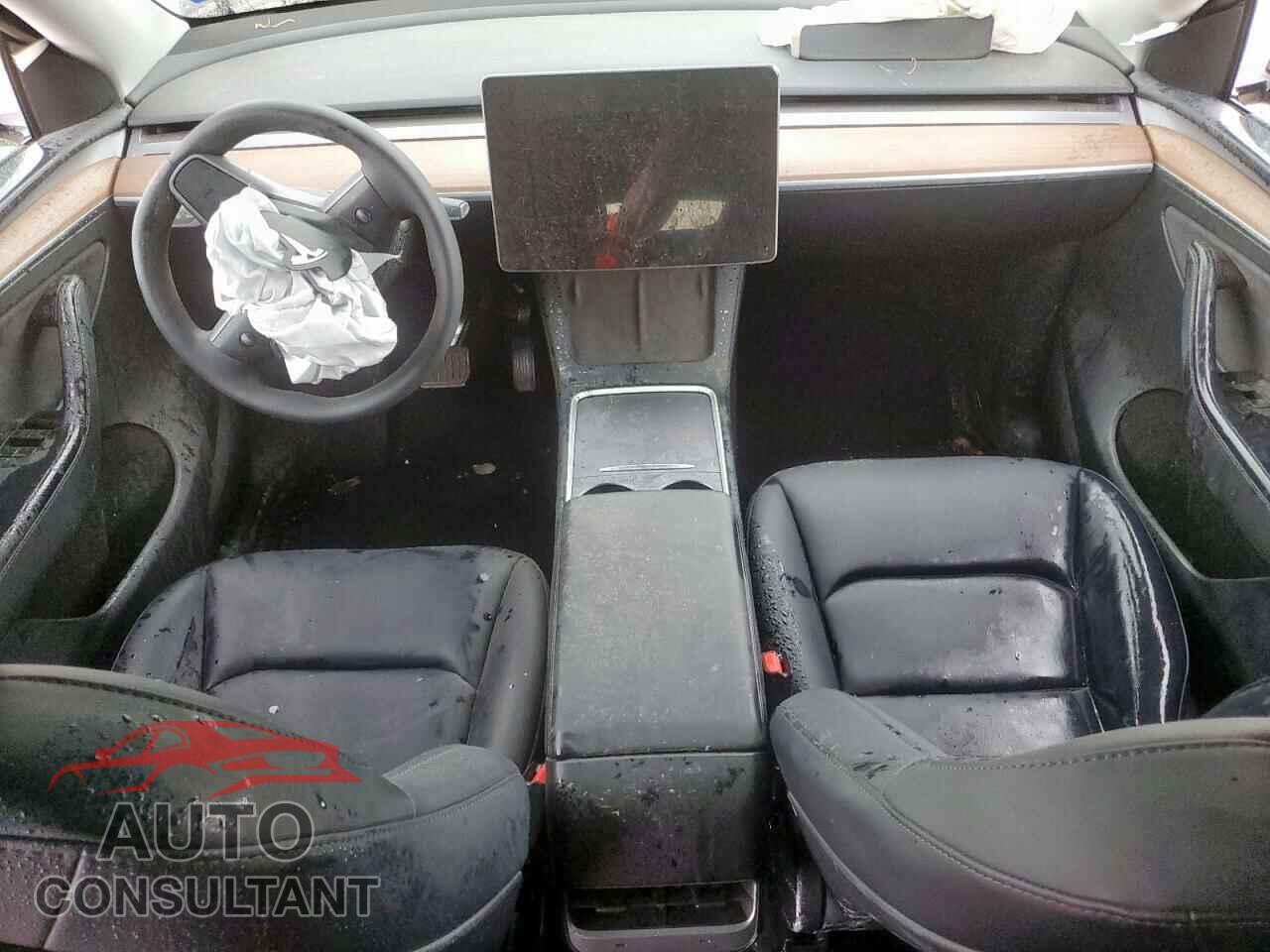 TESLA MODEL Y 2023 - 7SAYGDED2PF959142