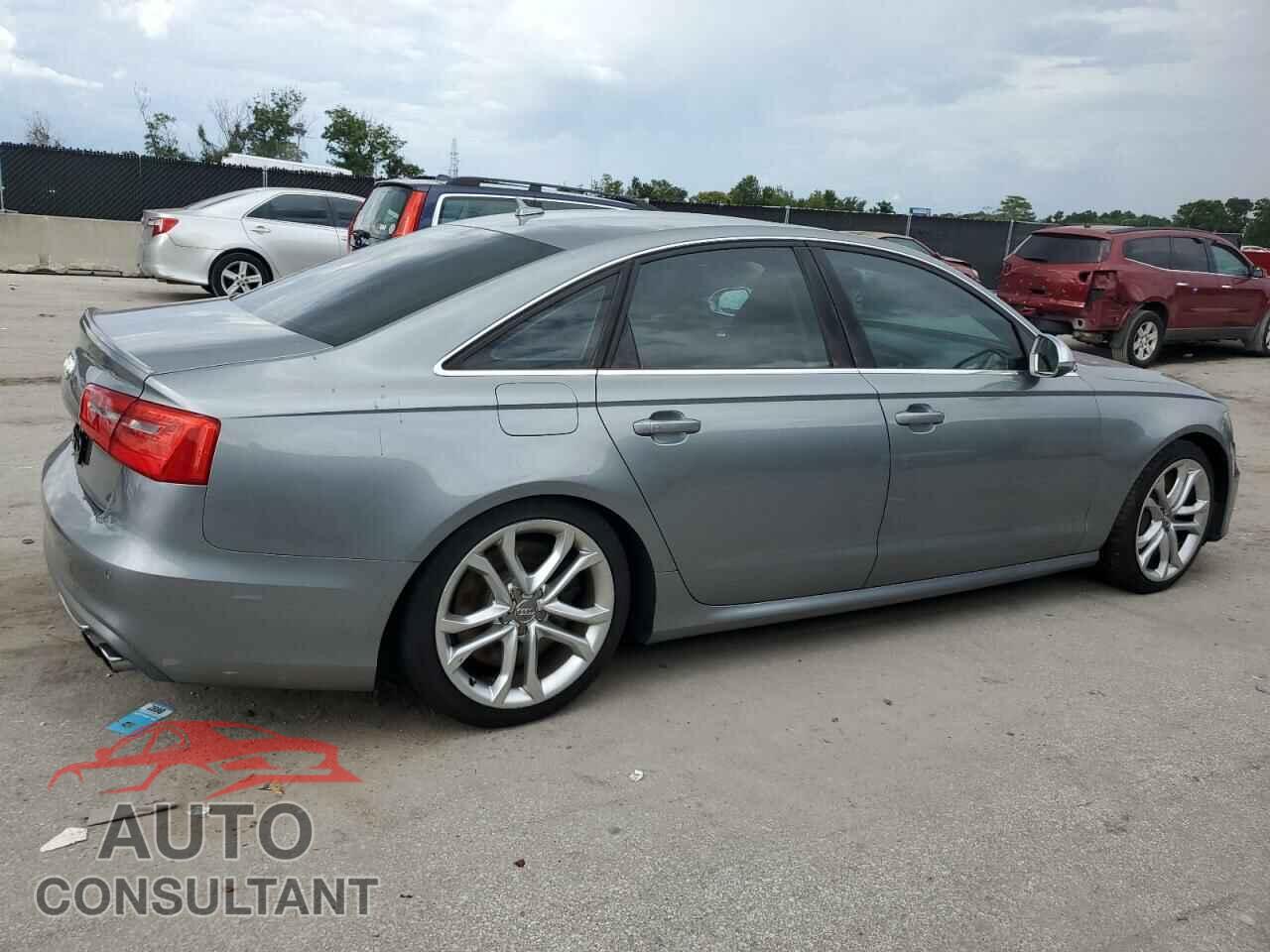 AUDI S6/RS6 2013 - WAUF2AFC3DN111952