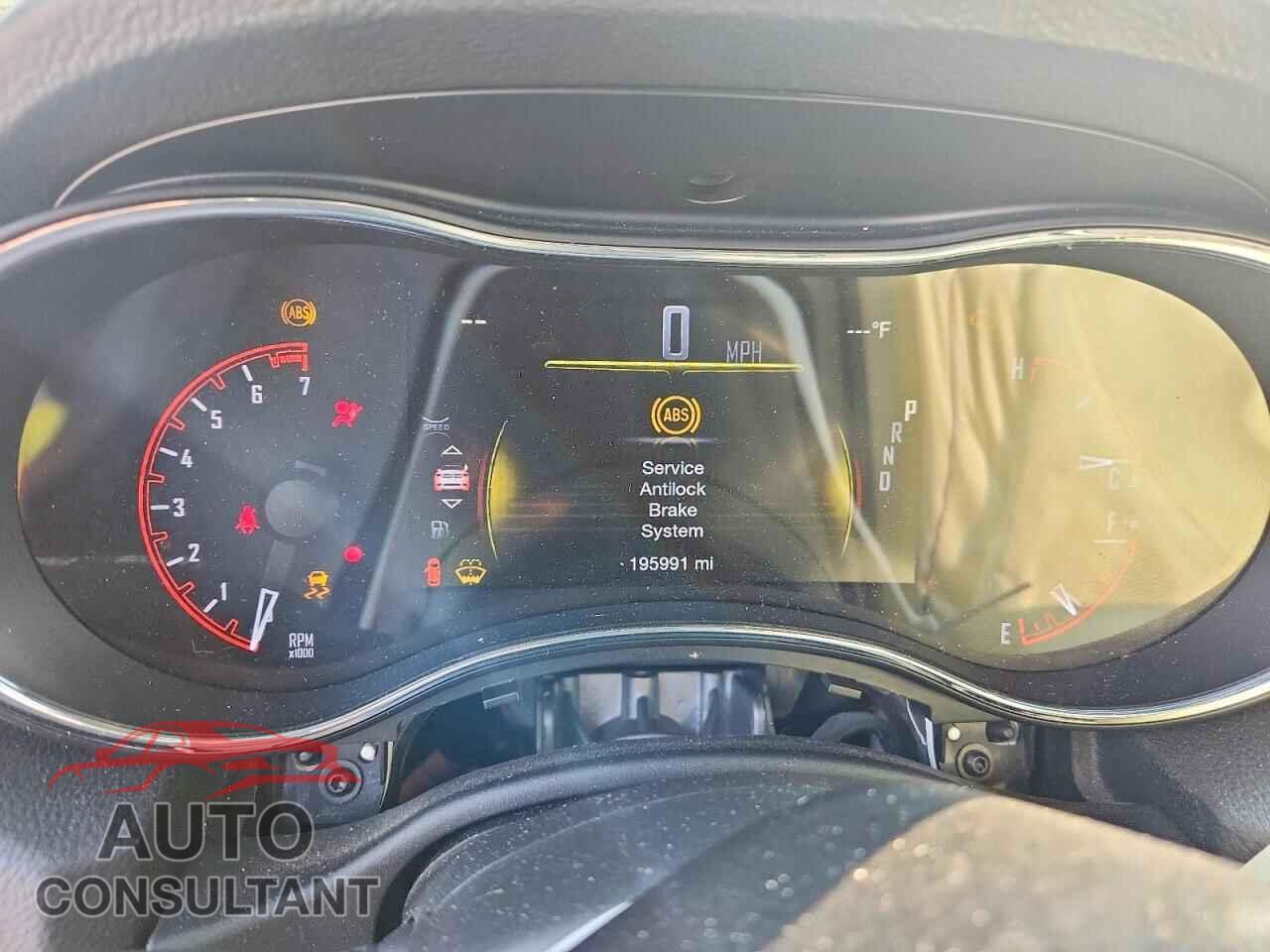 DODGE DURANGO 2018 - 1C4RDHAG7JC494802