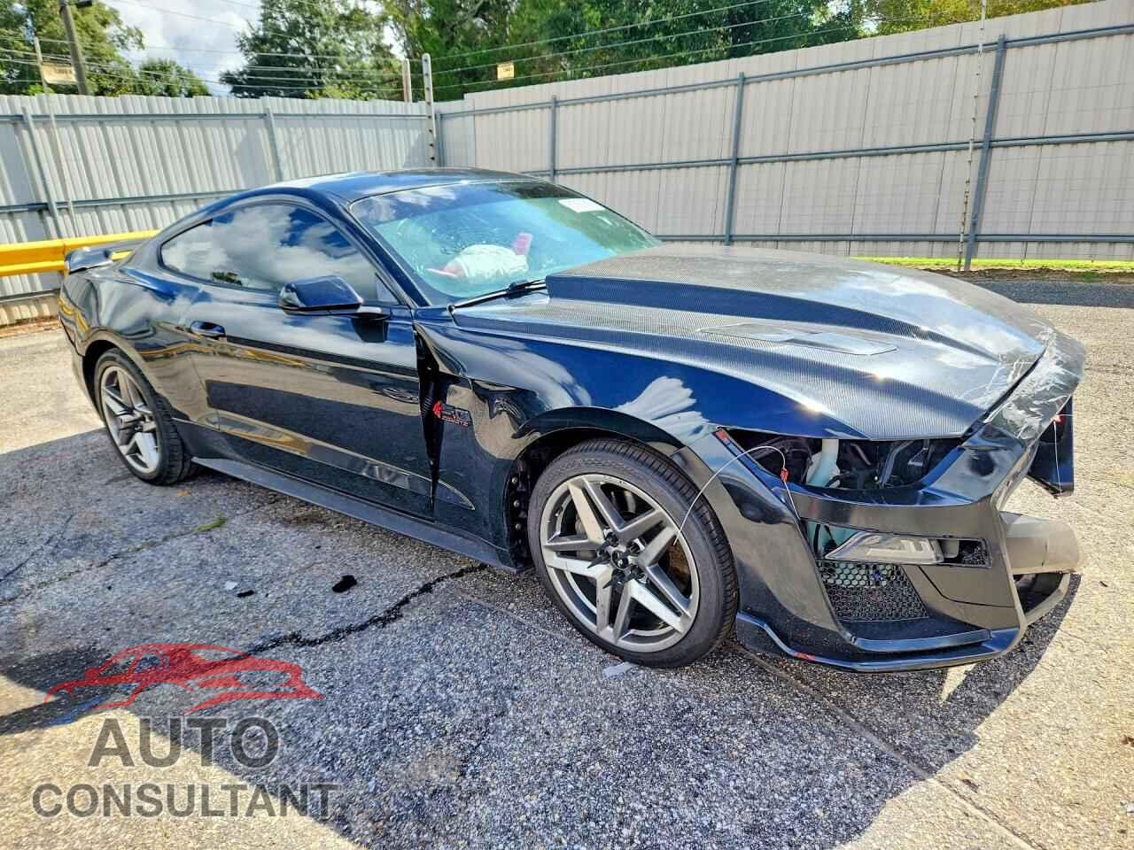 FORD MUSTANG 2017 - 1FA6P8CF8H5290013