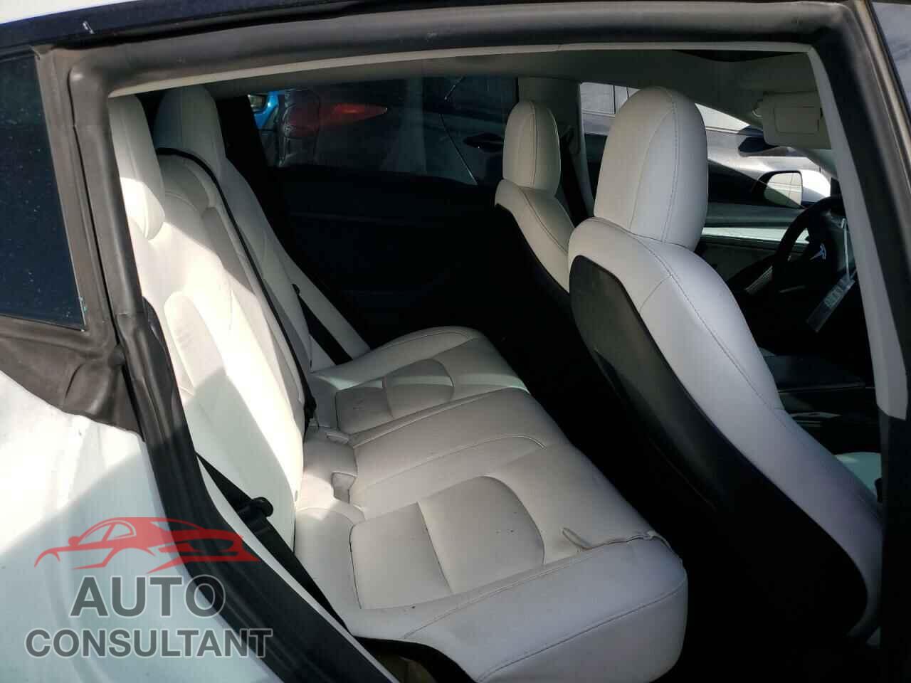 TESLA MODEL 3 2021 - 5YJ3E1EB1MF000997
