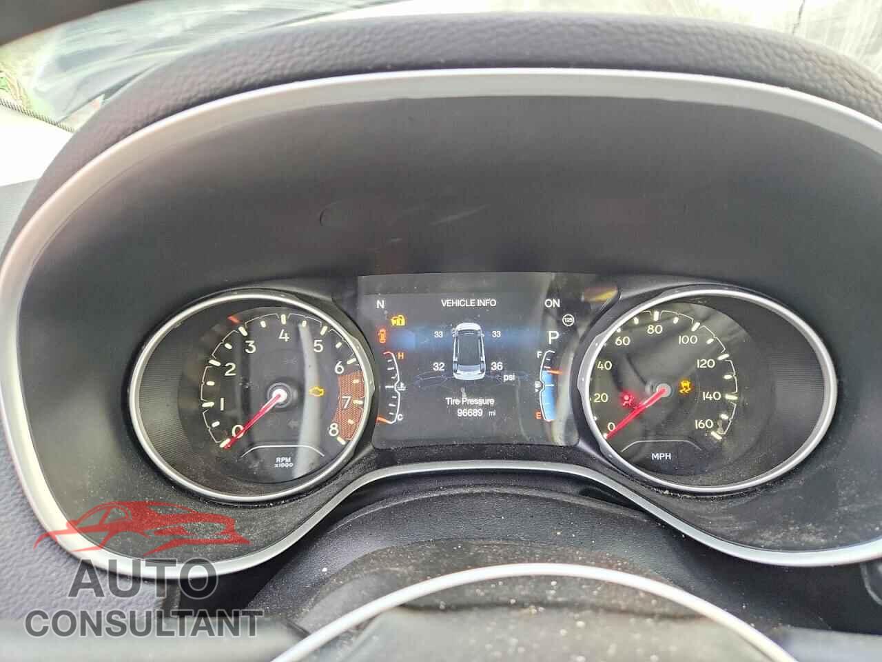 JEEP COMPASS 2018 - 3C4NJDCB4JT333586