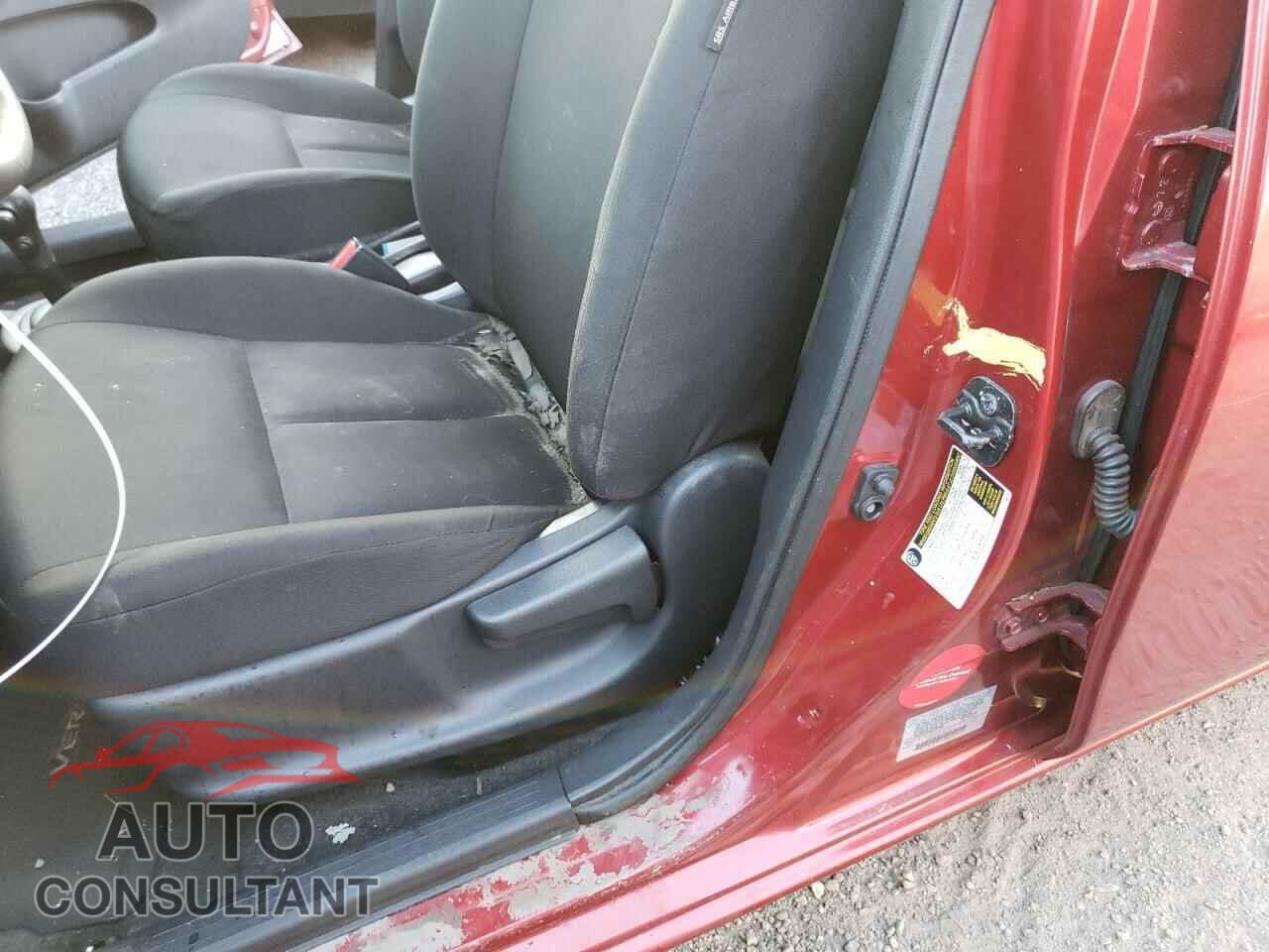 NISSAN VERSA 2017 - 3N1CN7AP3HL881667