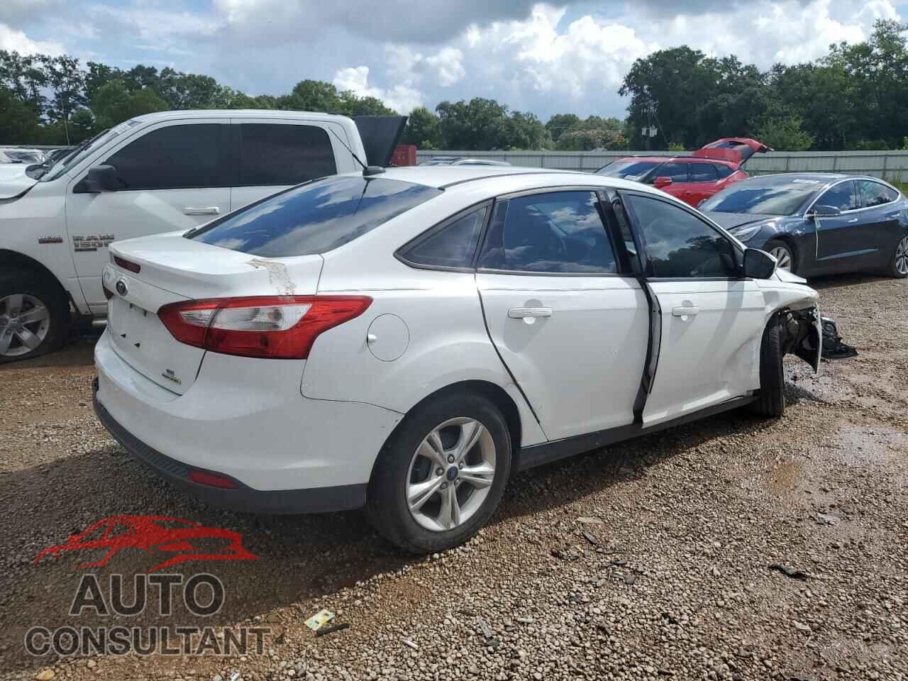 FORD FOCUS 2014 - 1FADP3F2XEL345006