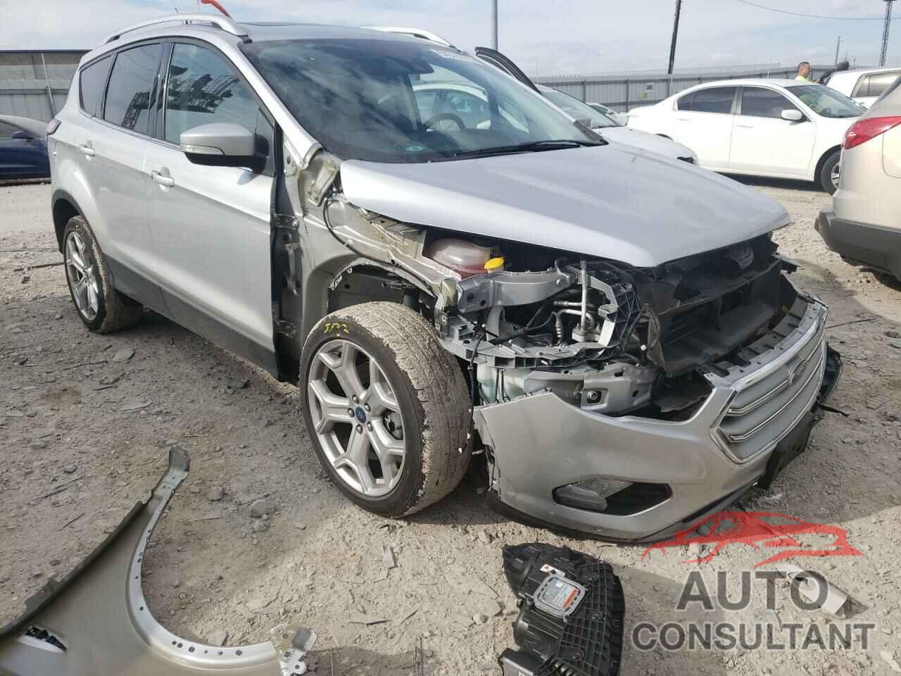 FORD ESCAPE 2017 - 1FMCU9J96HUE68298