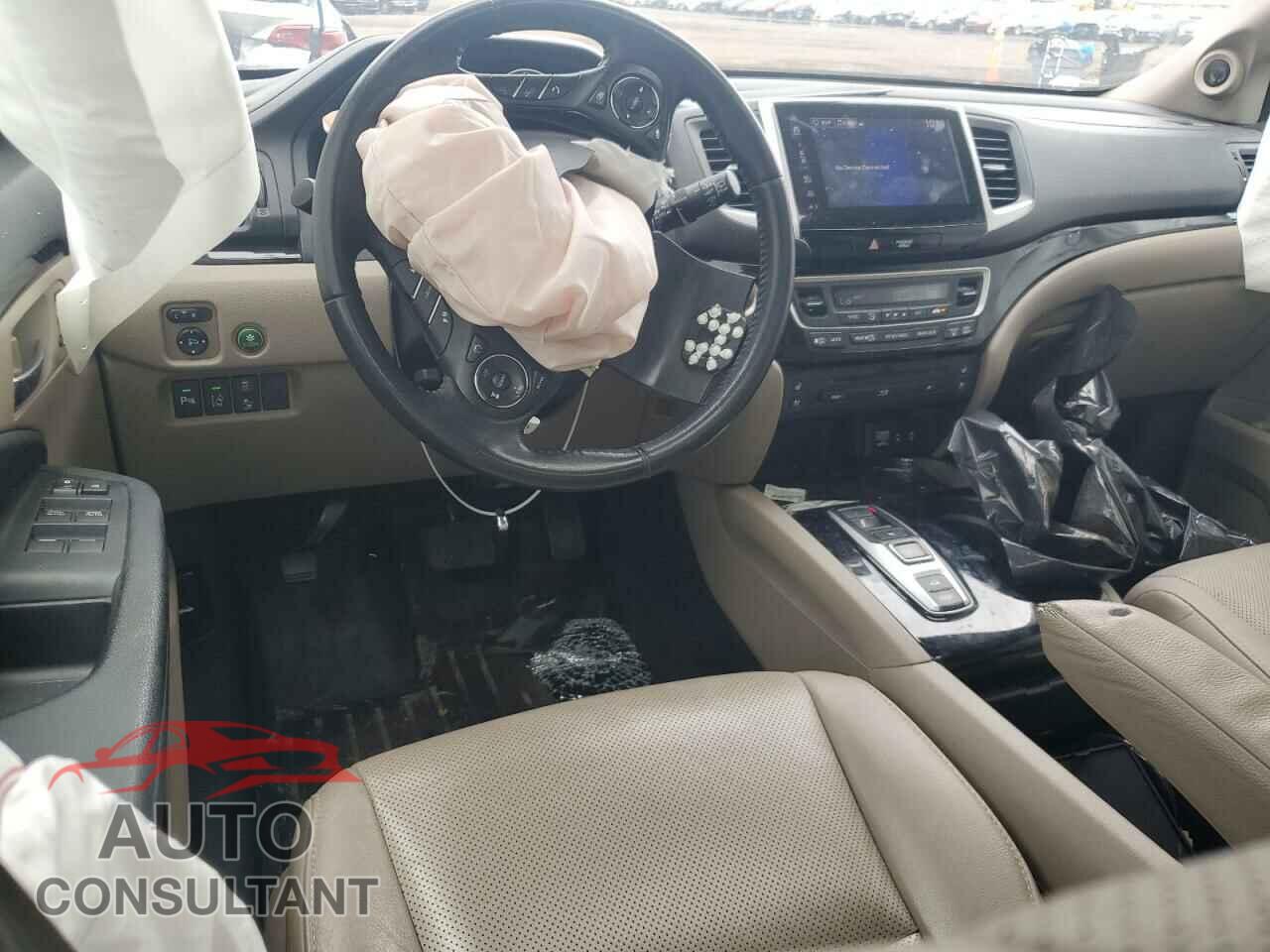 HONDA PILOT 2017 - 5FNYF6H07HB100022