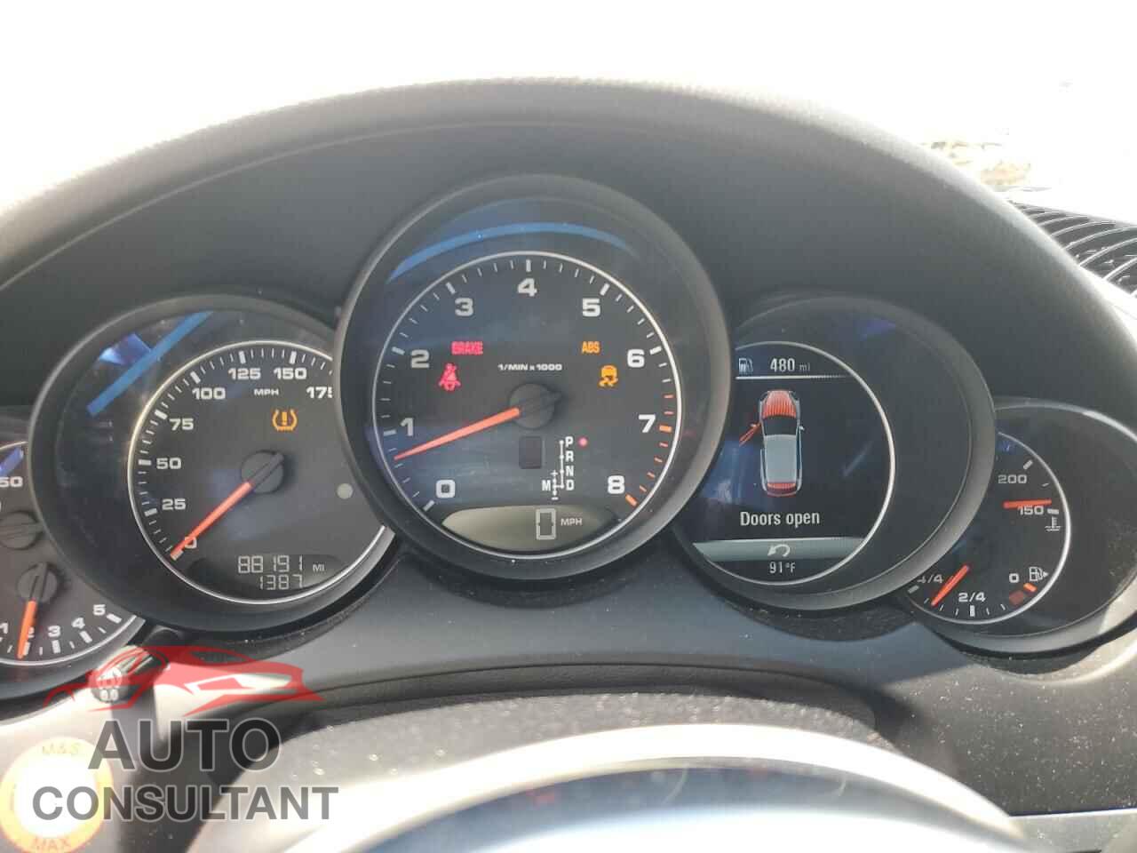 PORSCHE CAYENNE 2017 - WP1AA2A29HKA83455