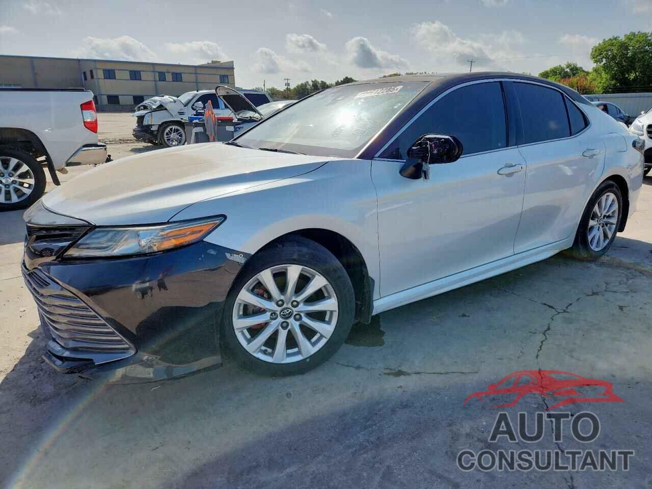 TOYOTA CAMRY 2018 - 4T1B61HK5JU107666
