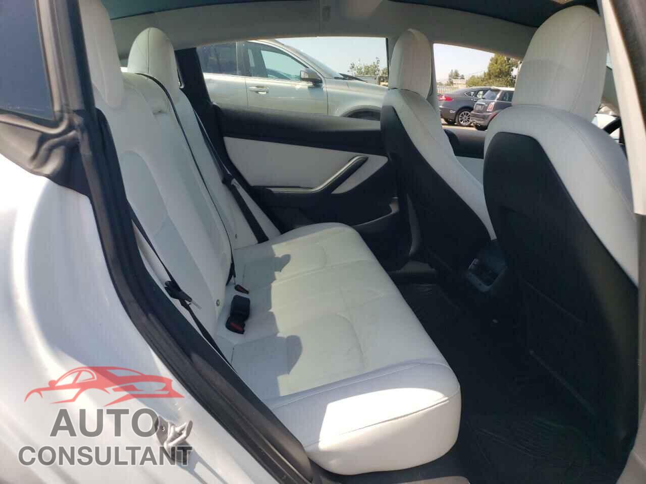 TESLA MODEL 3 2018 - 5YJ3E1EA0JF155463