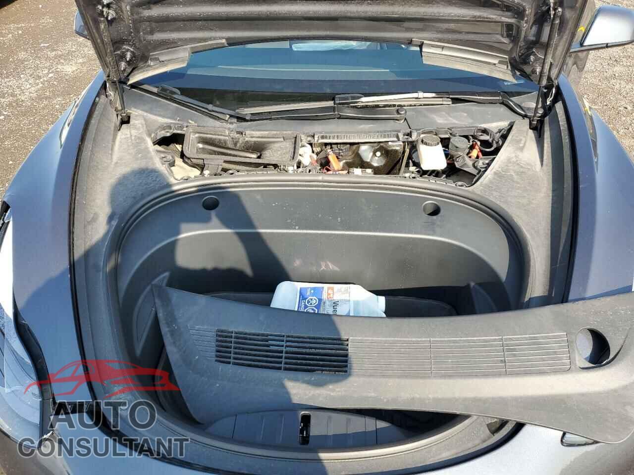TESLA MODEL 3 2023 - 5YJ3E1EA8PF692428
