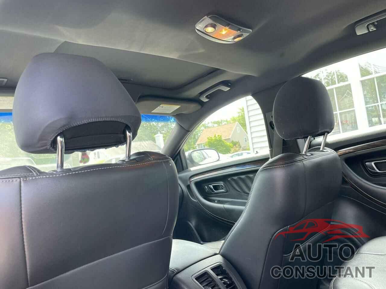 FORD TAURUS 2015 - 1FAHP2F80FG176642