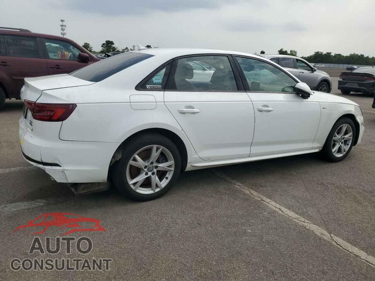 AUDI A4 2018 - WAUDNAF47JA018541
